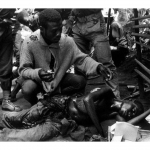 Wounded-soldier-attended-by-Igbo-medic-Biafra-Nigeria-1968