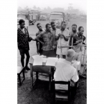 red-cross-workers-in-Biafra